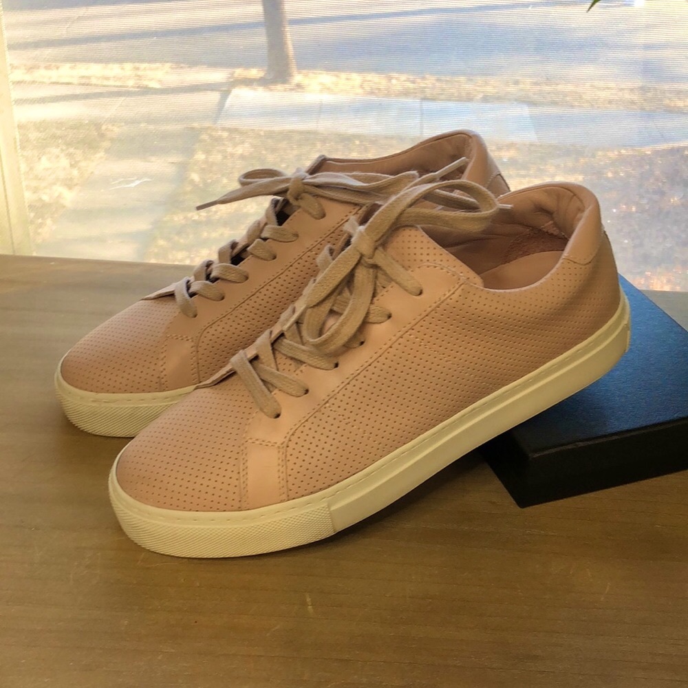 GREATS women’s royale leather pink sneakers